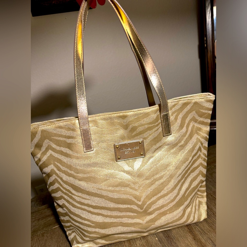 Michael Kors animal print tote bag